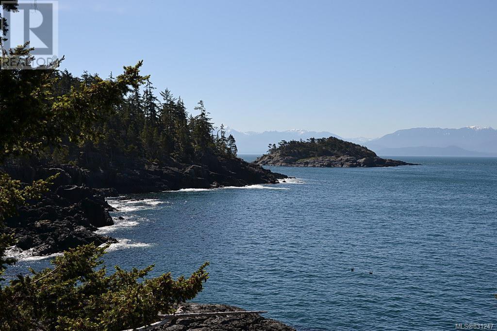 7551 Ocean Park Pl, Sooke, British Columbia  V9Z 1A8 - Photo 3 - 831247